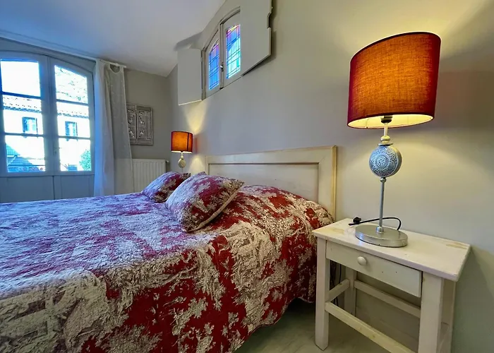 Cote Cite - Parking Prive - 100m Cite Medievale Apartment *